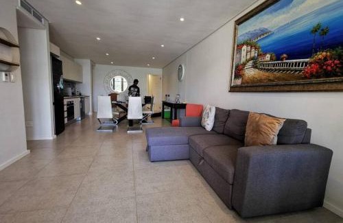 Hillhead Apartment | UNIT 33 OCEANDUNE