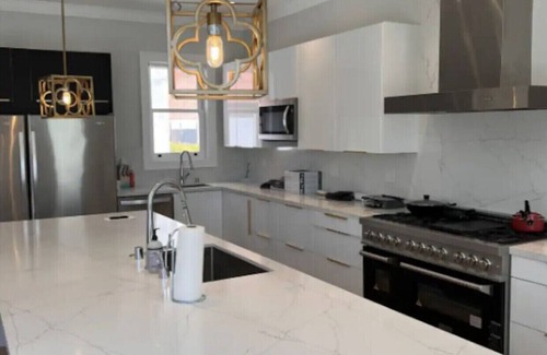 Nob Hill Apartment | Unit 5