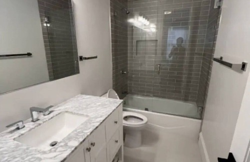 Nob Hill Apartment | Unit 5