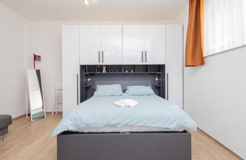 Pavia Apartment | Università & Strada Nuova - Lovely Suite Scaldasole