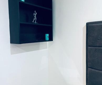 Oshodi-Isolo House | Uno One Airport Inn
