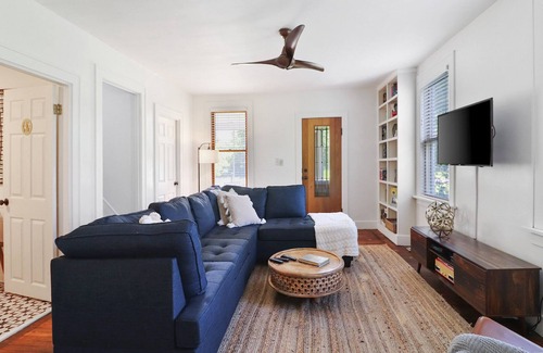 Three Oaks House | Unplug and Escape every day life at The Mill House in Three Oaks
