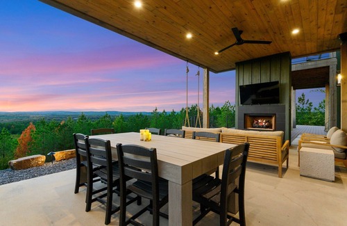 Broken Bow Cabin | Unplug & Unwind | Luxe Hilltop + Pool