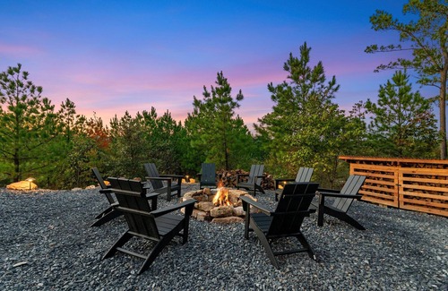 Broken Bow Cabin | Unplug & Unwind | Luxe Hilltop + Pool