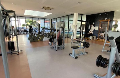 Caminho das Arvores Apartment | UNU 1906A-Caminho das Árvores: Wi-Fi, Piscina, e+