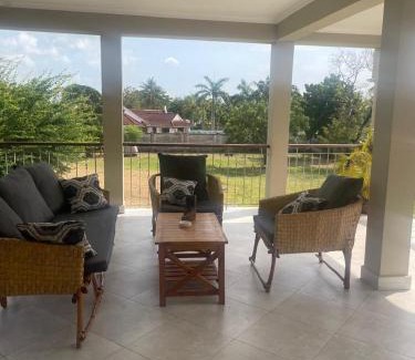 Dar es Salaam House | UNUNIOs Mansion