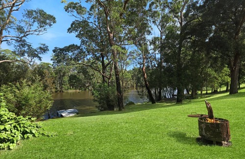 Bewong House | Unwind by the Creek - Beautiful family getaway
