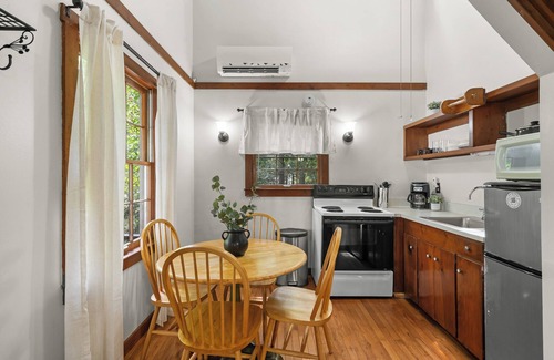 Blairsville Cabin | Unwind in a Pet-Friendly Cabin near Helen, Blue Ridge & Appalachian Trail