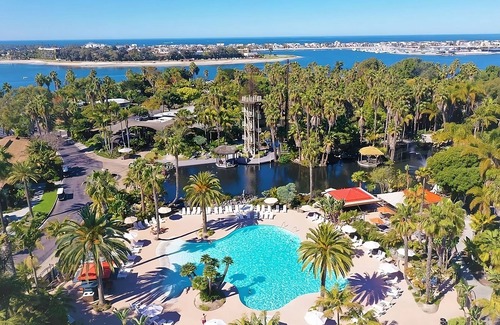 San Diego Hotel | Unwind in Style! Beachfront Property with Pool, Tennis Court, and More!
