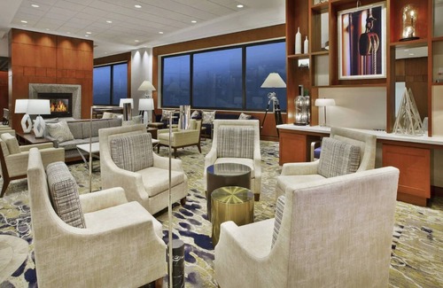 Old Port House | Unwind & Relax: Waterfront Stay Near Old Port District, Pet-Friendly & Breakfast