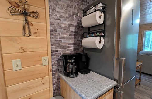Hawks Cabin | Up North Cabin Lakefront Pet Friendly Fish Hunt