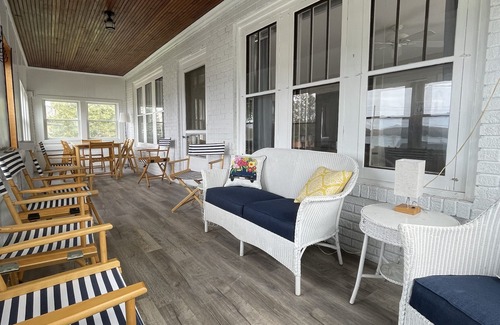 Beulah Cottage | Up North Cottage: Swim Crystal Lake, Dine Downtown Beulah, Ski Crystal Mountain