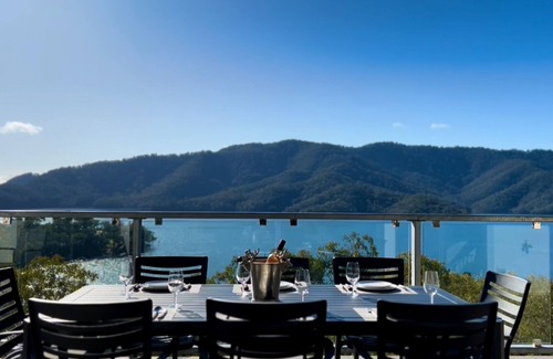 Taylor Bay House | Up the Top in Taylor Bay, Lake Eildon