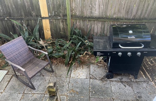 Historic Uptown Apartment | Updated apartment with yard close to waterfront