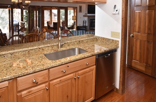 Eagle-Vail House | Updated Eagle-Vail 4 bedroom Duplex with Private Hot Tub and Sauna. Sleeps 10.