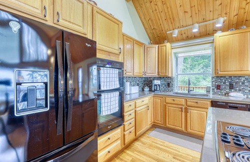 Rosario House | Updated Eastsound home w/million dollar views