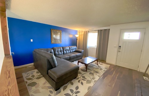 Spokane House | Updated Gonzaga duplex near downtown Spokane
