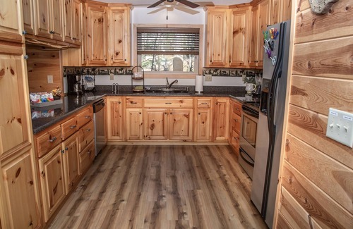 Blairsville House | UPDATED Modern Rustic Lake+Mountain Retreat