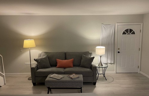 Palm Desert Condo | Updated perfectly located PD condo