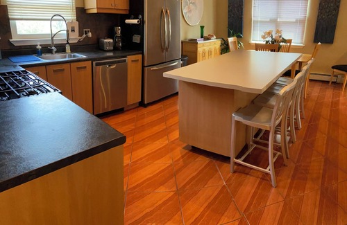 Westfield Condo | Updated Spacious 3 Bedroom, 2 Bath Condo