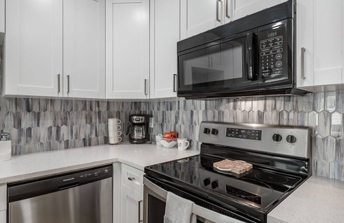 Apollo Beach Condo | Updated Waterfront Condo in Apollo Beach 1572