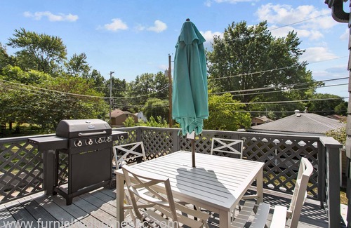 Mission House | Updtd 4 BR Home|Safe|Quiet|30 DAY Stays