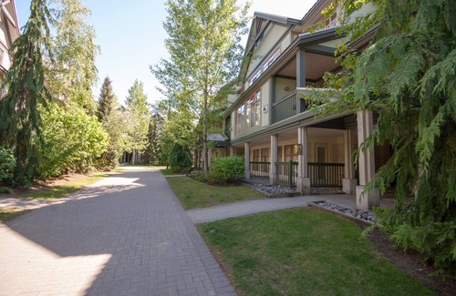 Village North Condo | Upgraded Whistler Village Condo. BBQ on the Deck, Pool and Hot Area