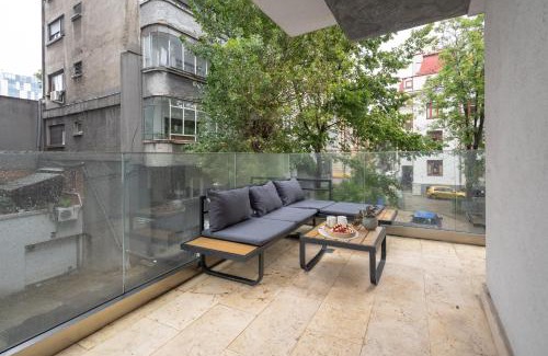 Bucharest City-Centre Apartment | UpHome Suites