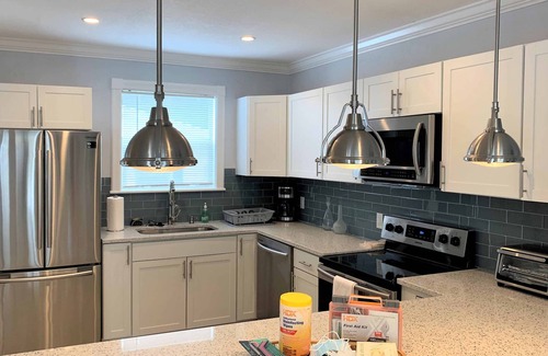 Poiciana Park II House | Upland Zen Retreat Home near Downtown West Palm Beach Pet Friendly
