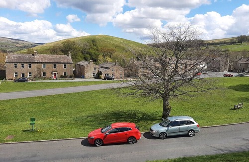 Bainbridge House | Upper Cherry Bank - Three Bedroom House, Sleeps 4