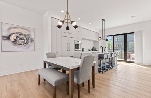Carmel House | Upscale 4BR Townhome – Walk to Shops & The Monon!