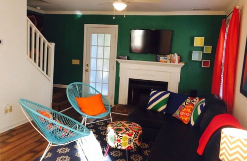 Rosewood House | Upscale And Urban In The City