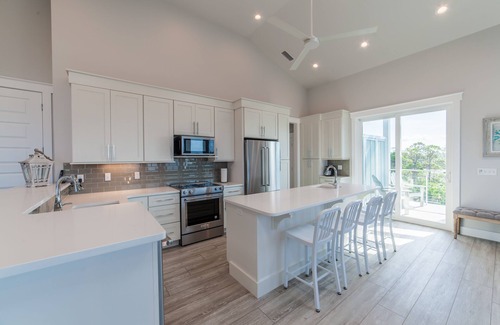 Port St. Joe House | UPSCALE HOME/GULF FRONT/ELEVATOR/STATE PARK VIEWS!