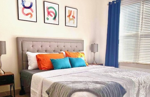 Farmers Branch Apartment | Upscale/Spacious 2 BD/2 BA, 6 miles from DFW Airport