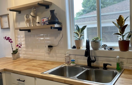 Twin Lakes House | Upstairs Suite Modern 2 Bedrooms & Bath, with Fully Stocked Kitchen, See Video
