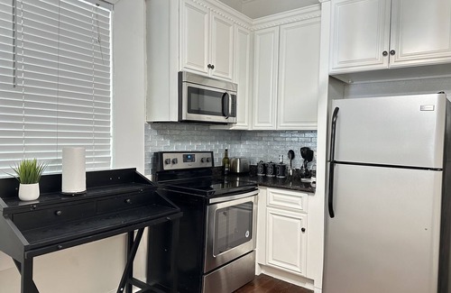 Milan House | Uptown New Orleans Home -7 mins to FQ Free Parking