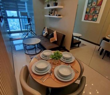 Bonifacio Global City Apartment | Uptown Parksuites Tower 1 BGC