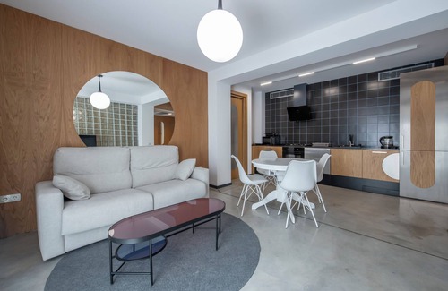 Vera Apartment | Urban Apartments 17 Executive Suits