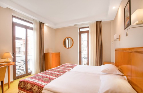 Vera Hotel | Urban Boutique Hotel