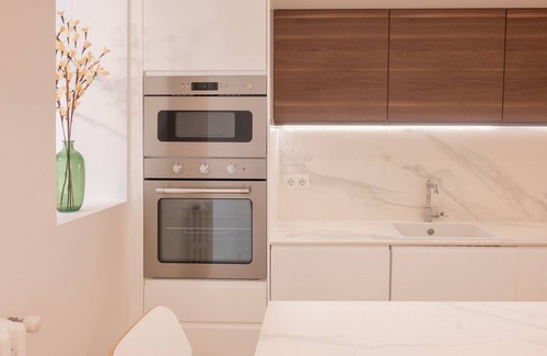 Ibiza Apartment | Urban Elegance in the Heart of Retiro