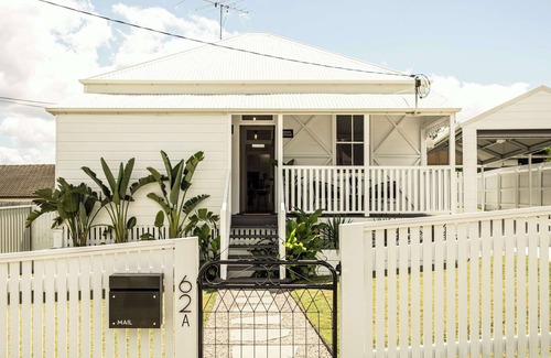 West Ipswich House | Urban Getaway Ipswich W Cottage