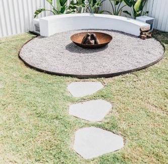 West Ipswich House | Urban Getaway Ipswich W Cottage