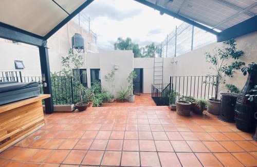 Guadalajara House | Urban Hacienda downtown, tranquil, spacious, jacuzzi
