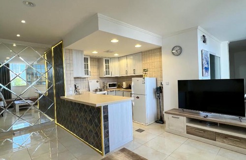 Ash Shati Apartment | Urban Luxury Apartment