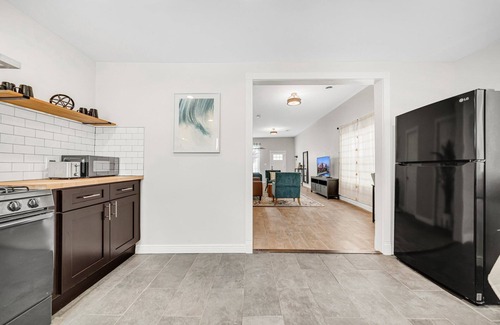 Buffalo House | Urban Nest 118 - Sleeps 6