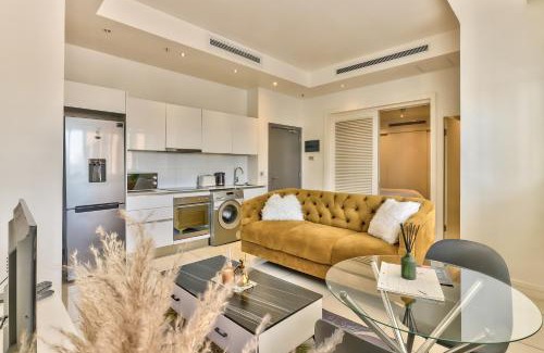 Cape Town City Centre Apartment | Urban Oasis Suite- Modern Comfort Meets Hotel Lux