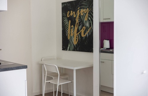 Sihlfeld Apartment | Urban Oasis with Queen Bed and City View (BE-23)