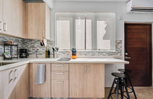 Condado Apartment | Urban Retreat On-site Parking Pool Ocean Near