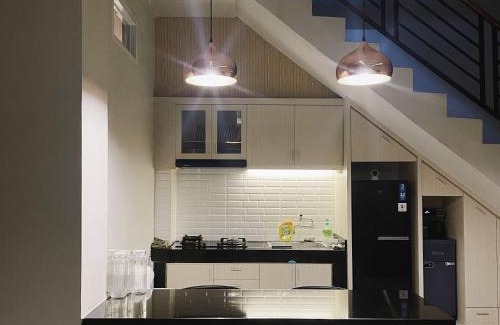 Makassar Hotel | Urbanview Hotel Wollangi Syariah Panakkukang Makassar