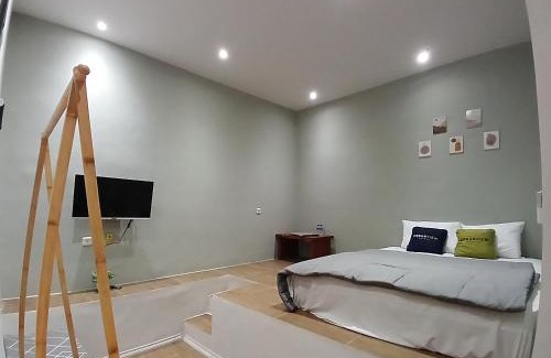 Madiun Hotel | Urbanview House of IKIGAI